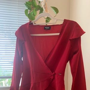 V-neck, cropped, red blouse